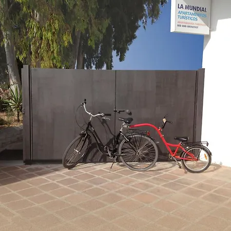 Bonito Alojamiento Con Piscina Para Teletrabajo En Malaga *