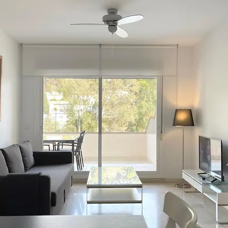 Bonito Alojamiento Con Piscina Para Teletrabajo En Malaga Apartment